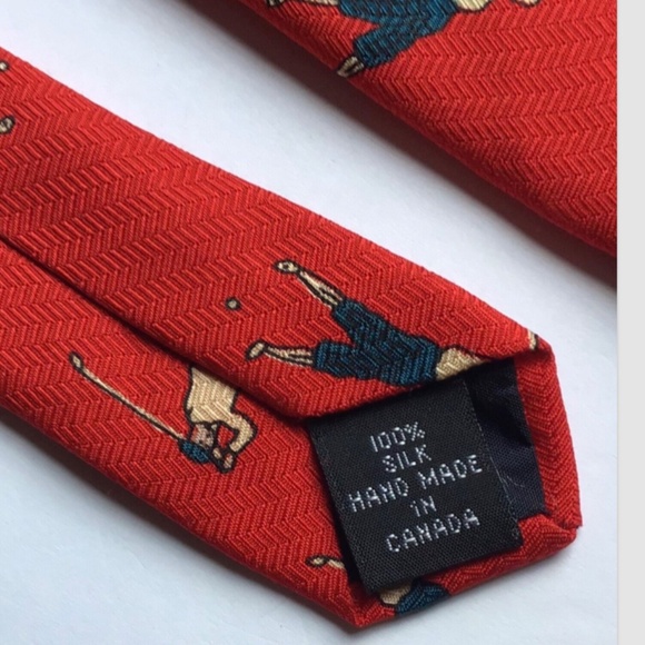 Harry Rosen red with golfers print silk tie made in Canada 🇨🇦 - Picture 3 of 5